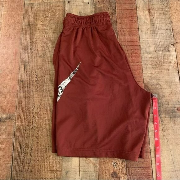 Nike Dri-FIT Mens Size Medium Red Athletic Shorts With Graphic Swoosh Logo - Picture 4 of 10